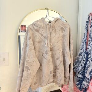 Abercrombie & Fitch Camo Cropped Essential Popover Hoodie